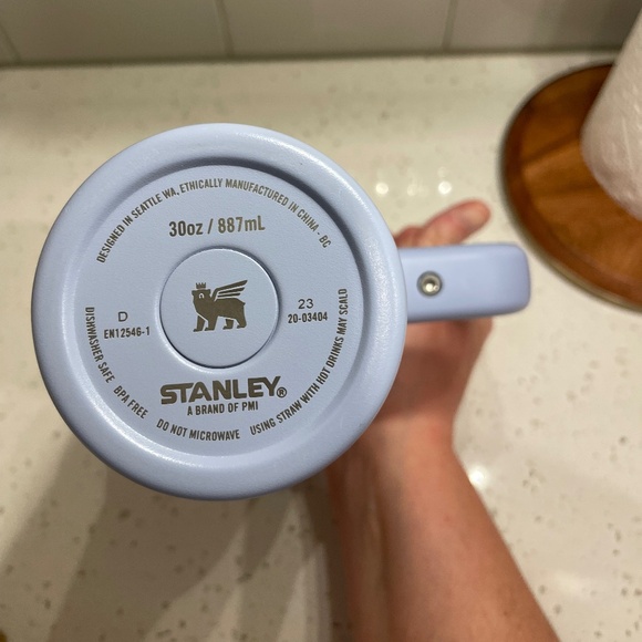 Stanley 30 oz Quencher H2.0 Flowstate Tumbler - Picture 5 of 5